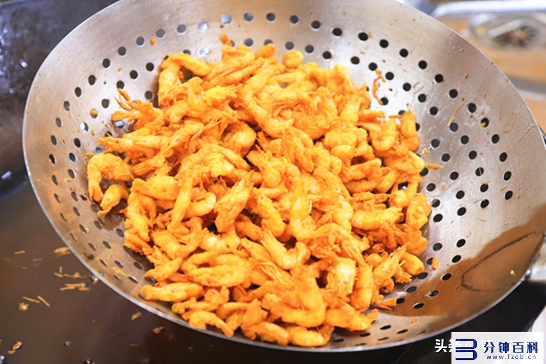 河虾的做法大全(蒜蓉河虾的做法大全)插图4 河虾的做法大全(蒜蓉河虾的做法大全)插图4