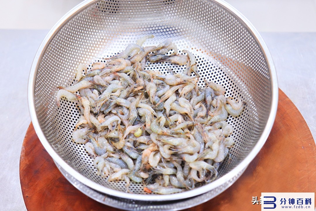 河虾的做法大全(蒜蓉河虾的做法大全)插图1 河虾的做法大全(蒜蓉河虾的做法大全)插图1
