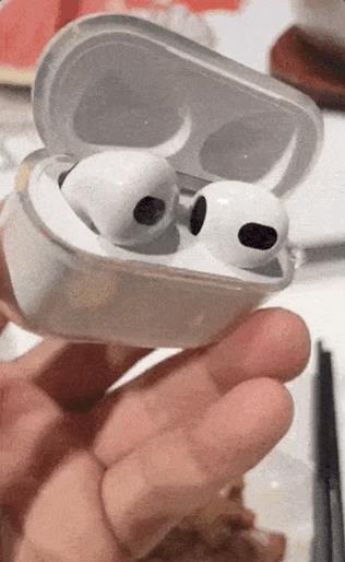 airpods 值得买吗?看到这个价格我犹豫了一下。-插图2 airpods 3值得买吗?看到这个价格我犹豫了