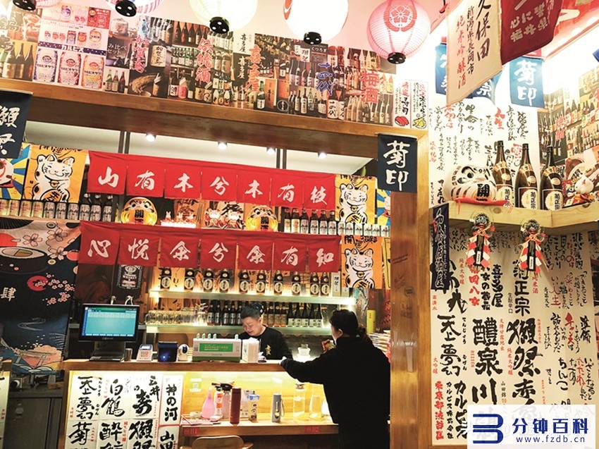 线下食堂怎么引流微信公众号,公众号怎么引流推广餐厅插图9 餐厅引流新招:门前自留地,修个小公园;在一流商圈,选二流位置